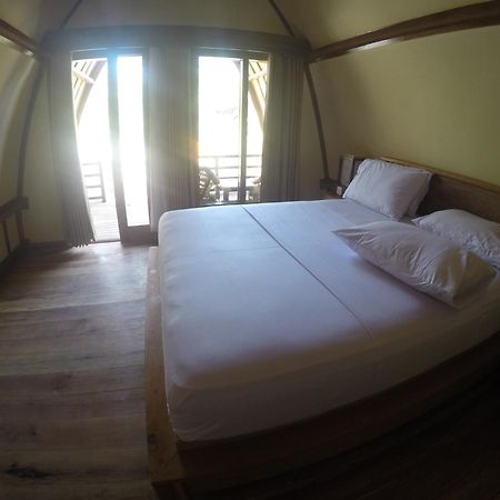 Island Beach Bungalow Gili Trawangan Ruang foto